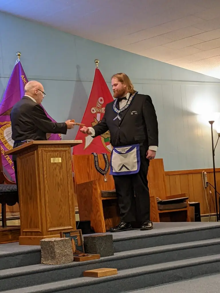 PXL_20211212_204653326.MP